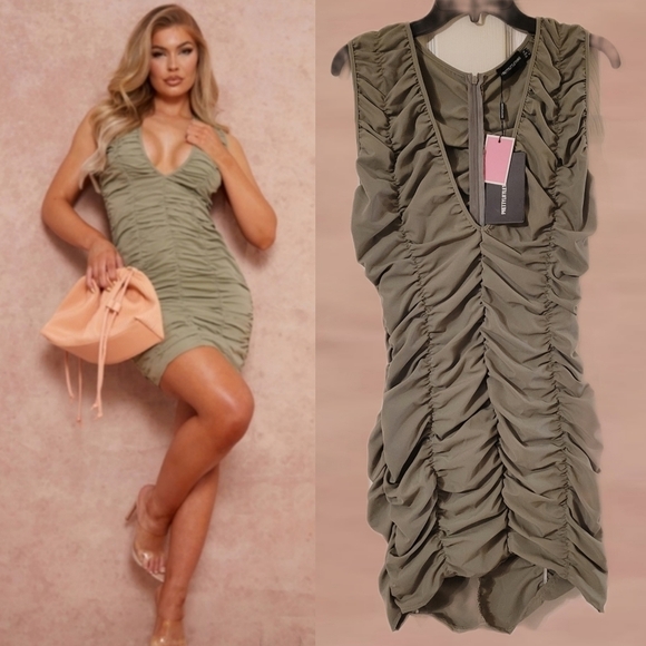NWT PLT Sage Green Ruched Plunge Bodycon Mini Dress Sz 8 - Picture 1 of 15